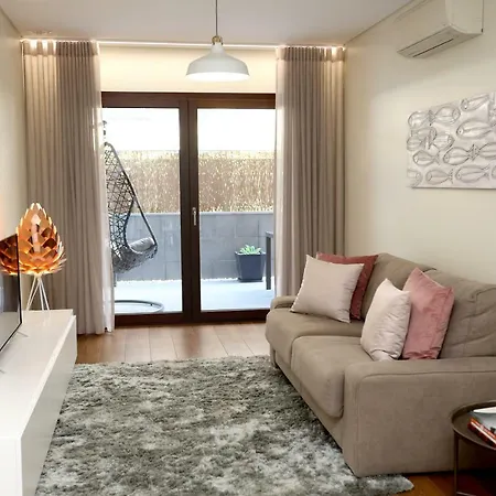 Apartment Like-home-t1 Apt-best Place-parque Nacoes